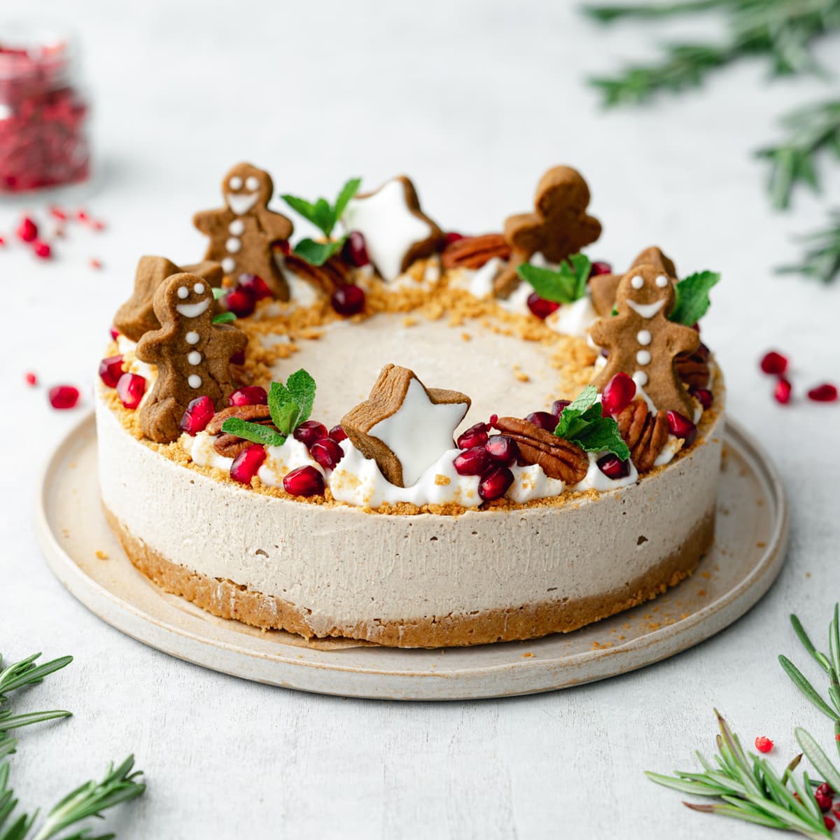 No-Bake Gingerbread Cheesecake (Vegan)