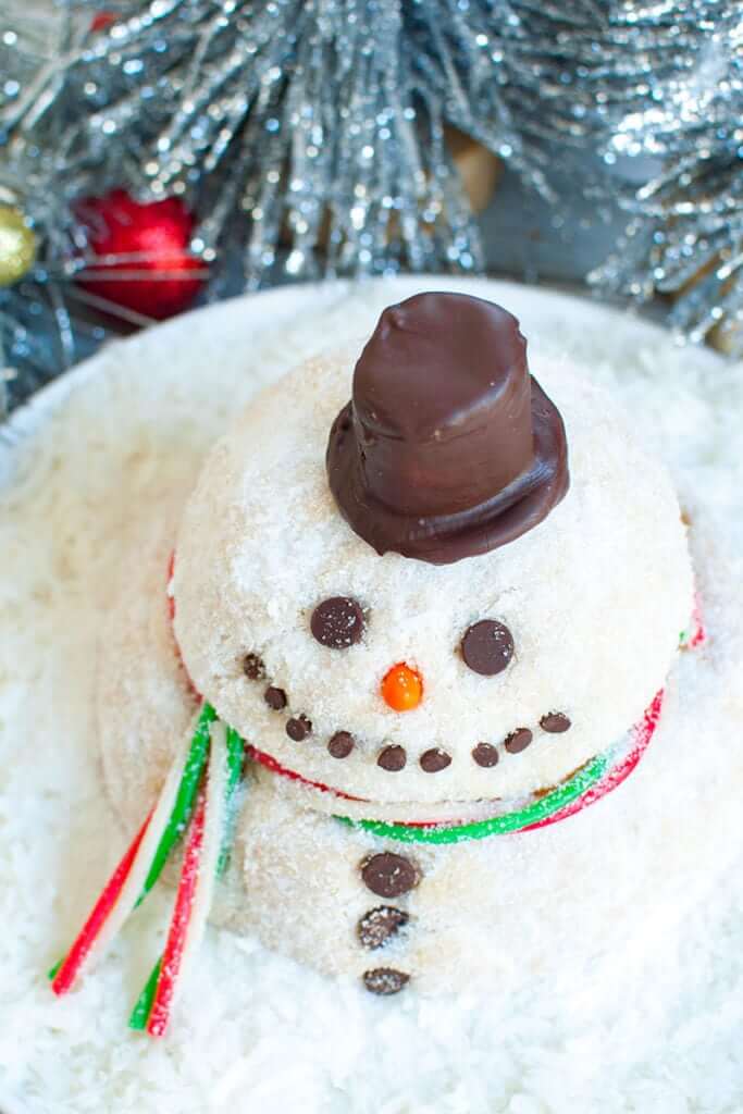 Snowman Cheese Ball Christmas Dessert