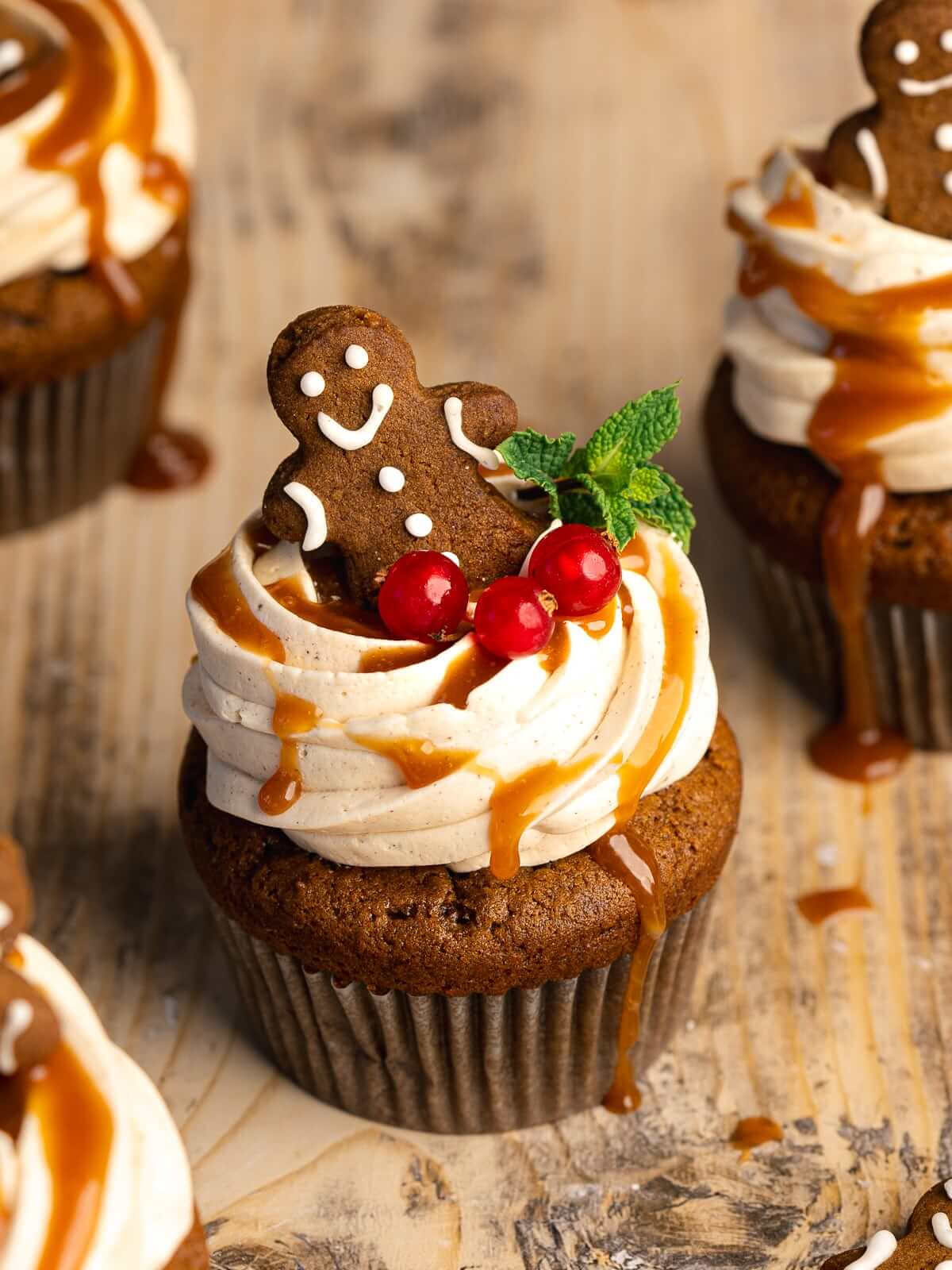 Vegan Gingerbread Cupcakes