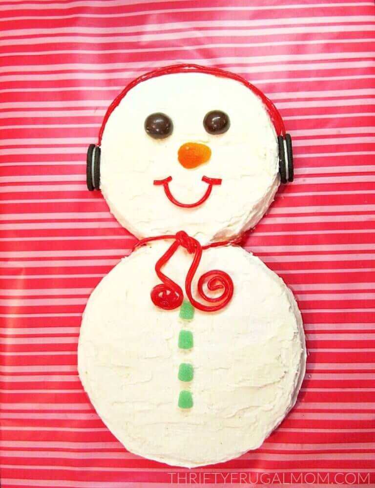 Easy Homemade Snowman Cake
