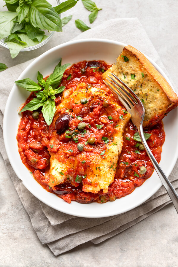 Baked Cod In Spicy Tomato Sauce