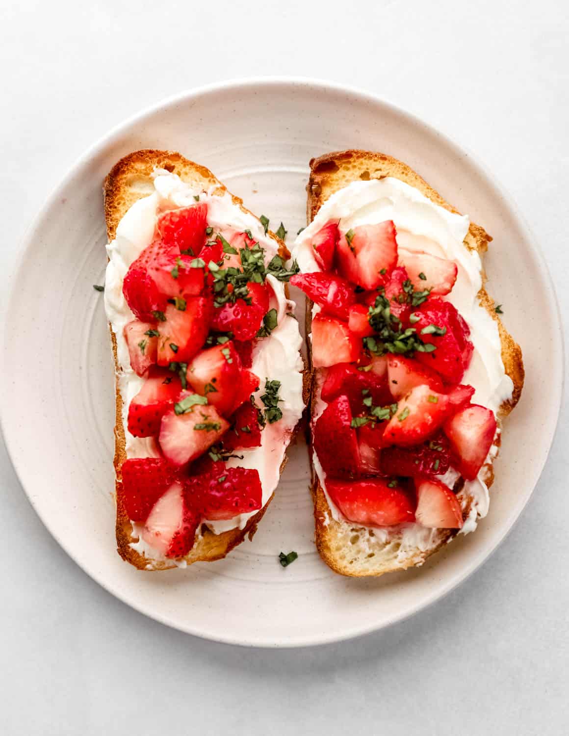Cream Cheese Toast With Strawberries