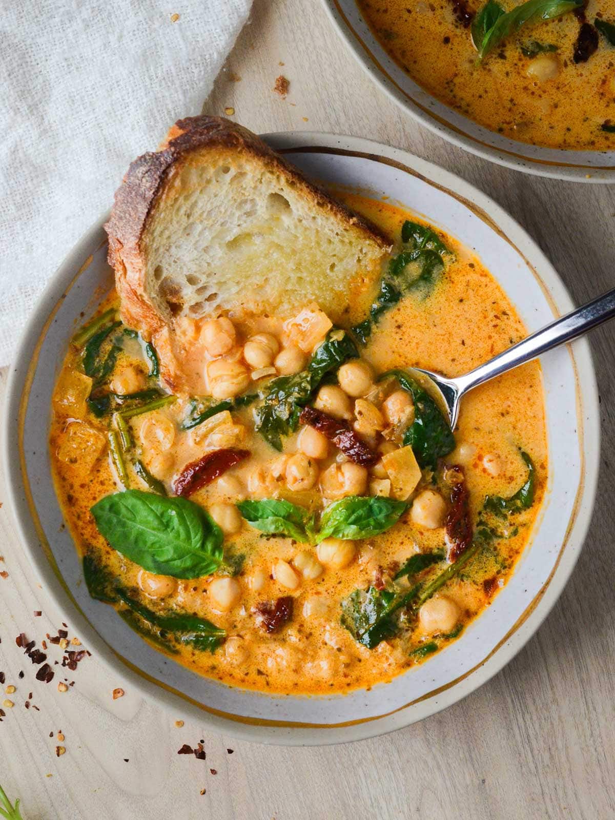 Tuscan Chickpea Soup