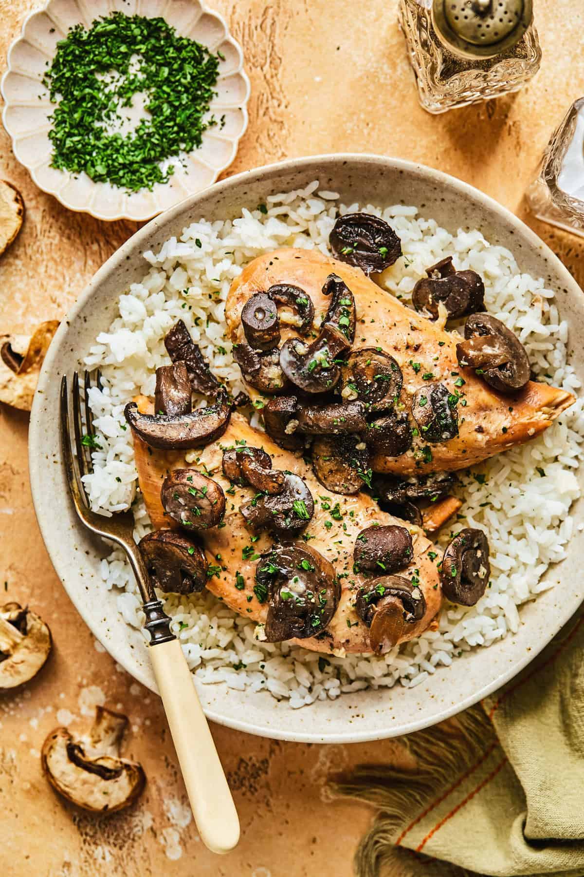 Slow Cooker Chicken Marsala