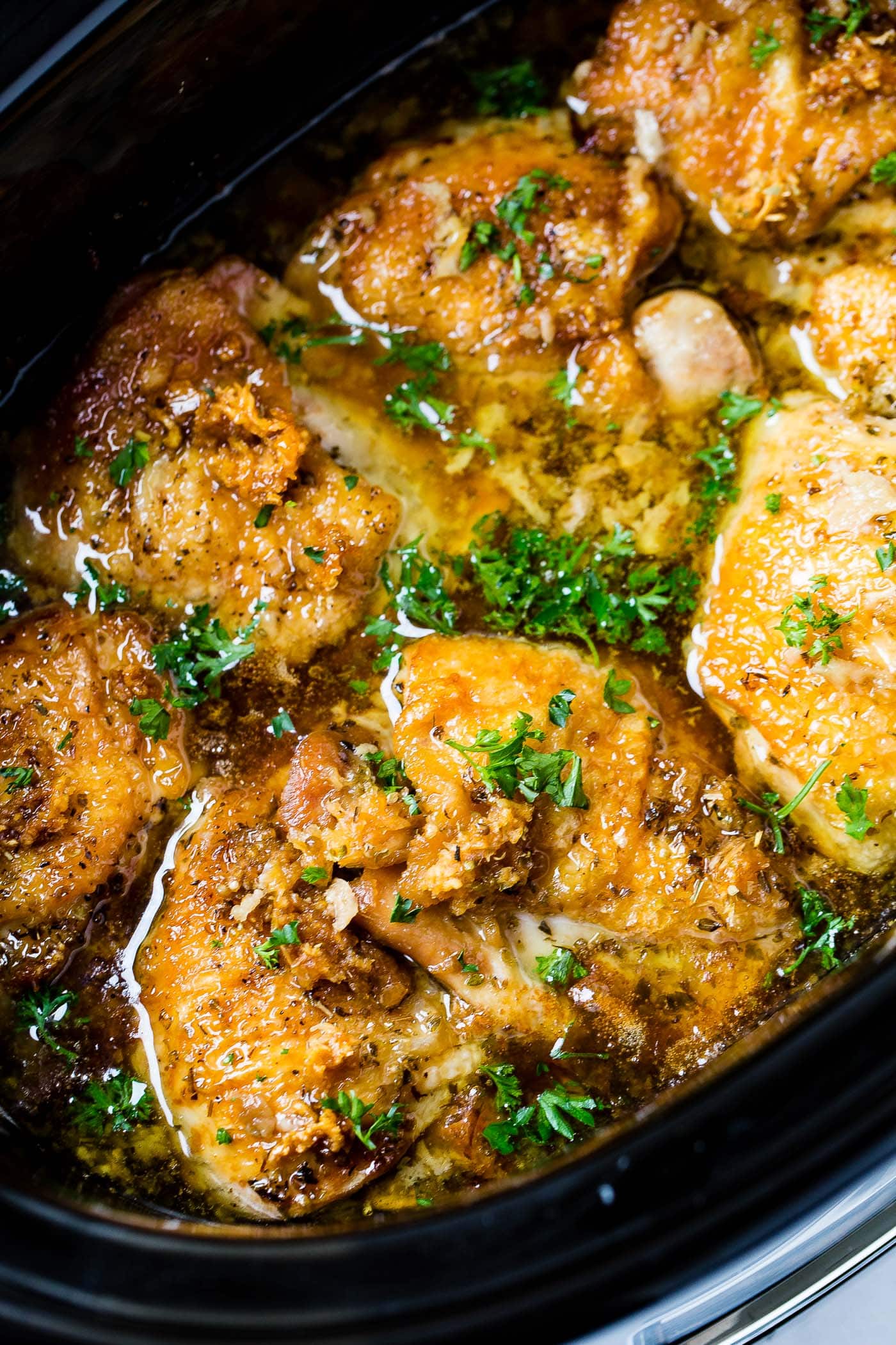 Slow Cooker Garlic Chicken
