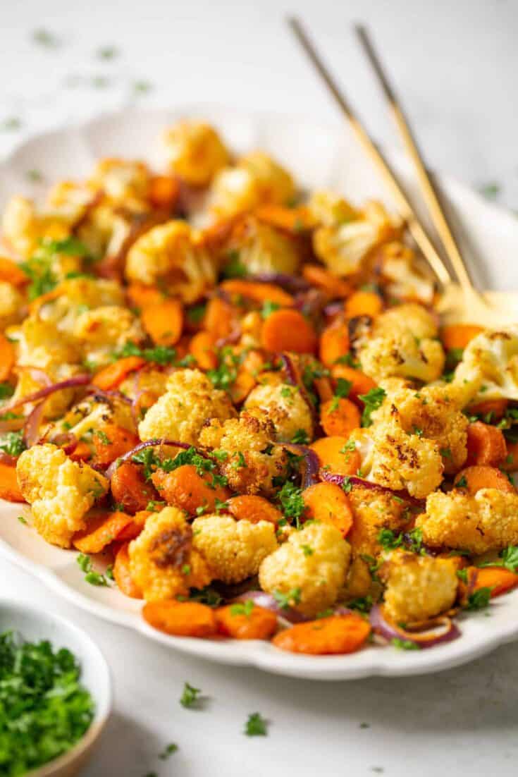 Easy Roasted Cauliflower and Carrots