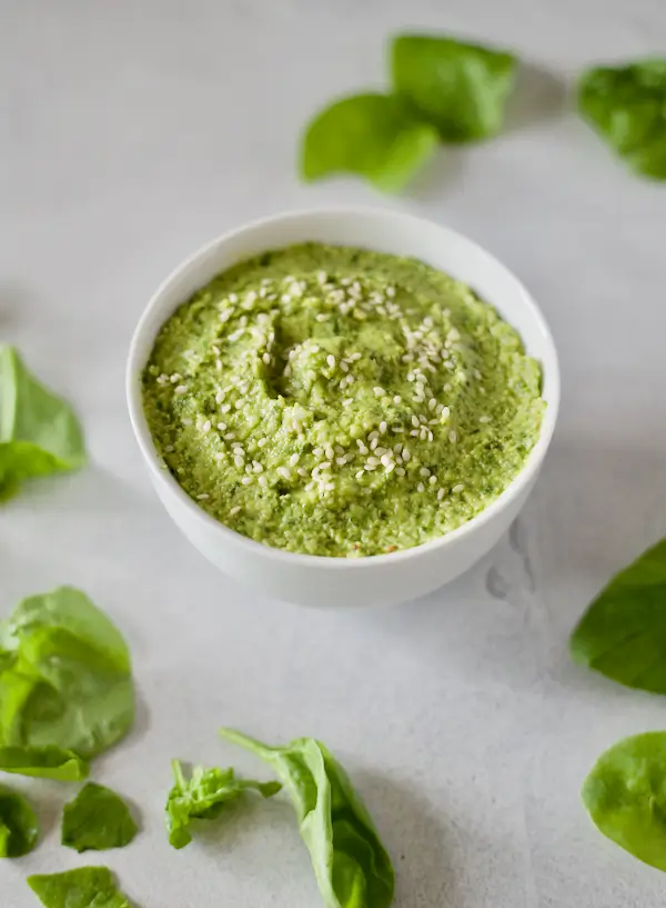 Easy Spinach Hummus