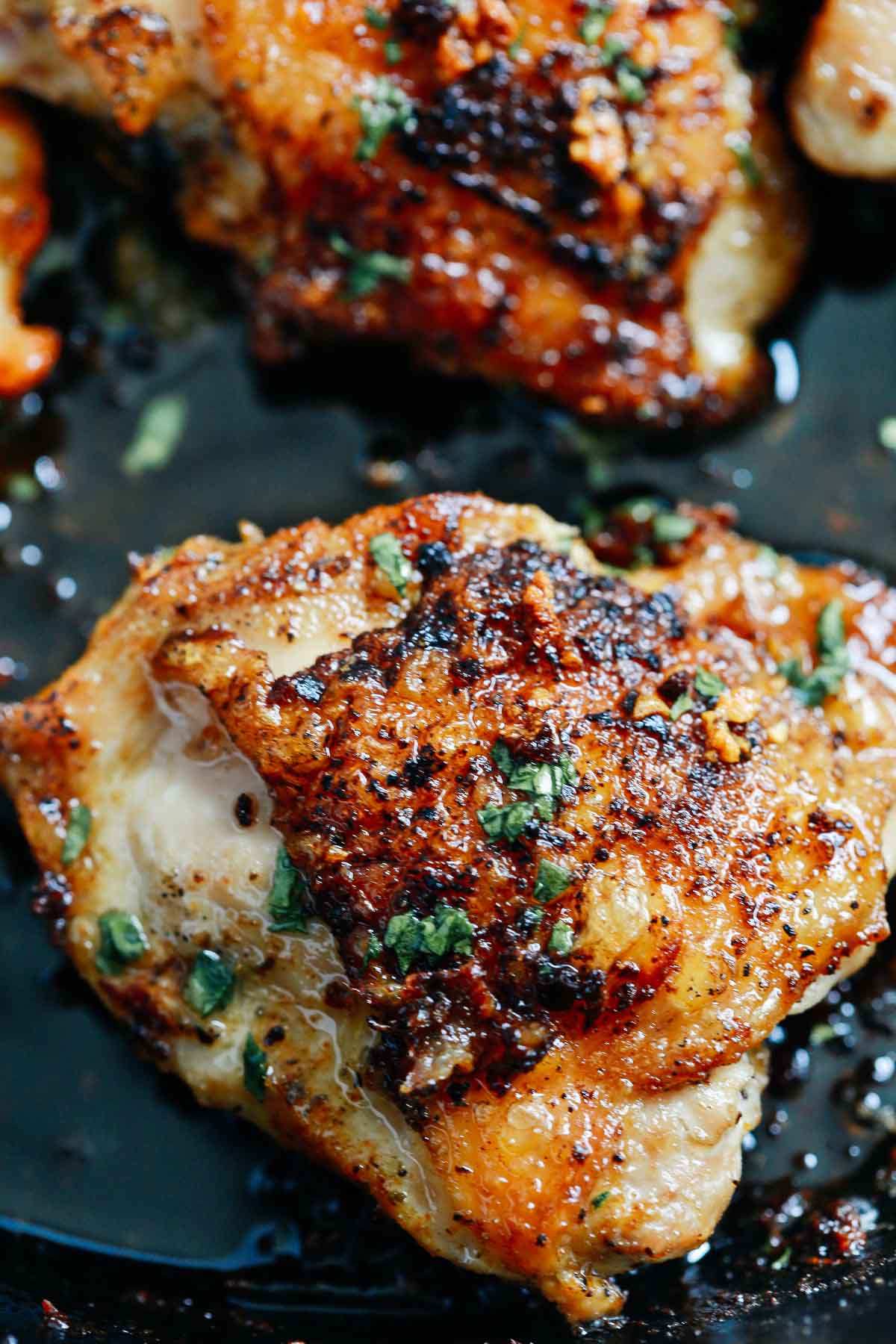 Garlic Butter Baked Chicken Thighs