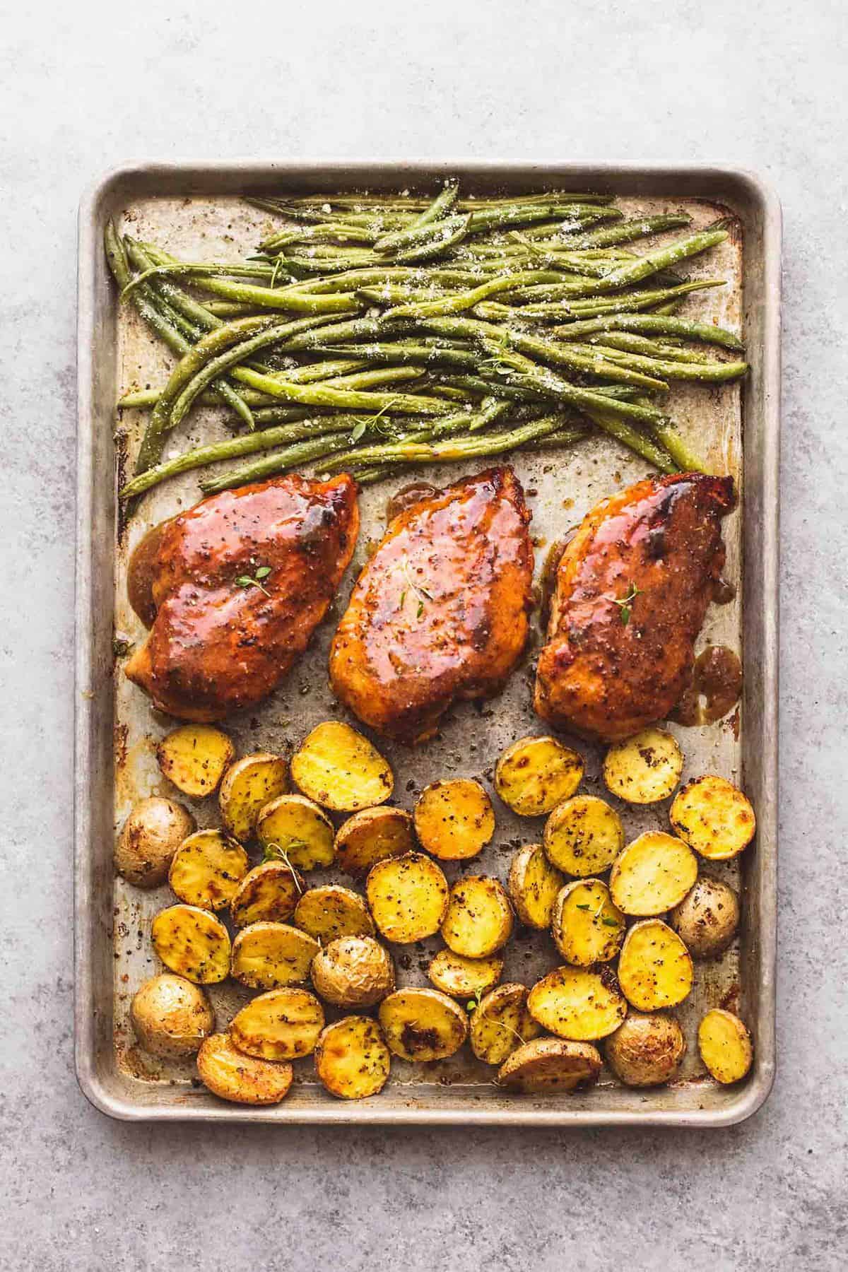 Sheet Pan Chicken, Potatoes, and Green Beans
