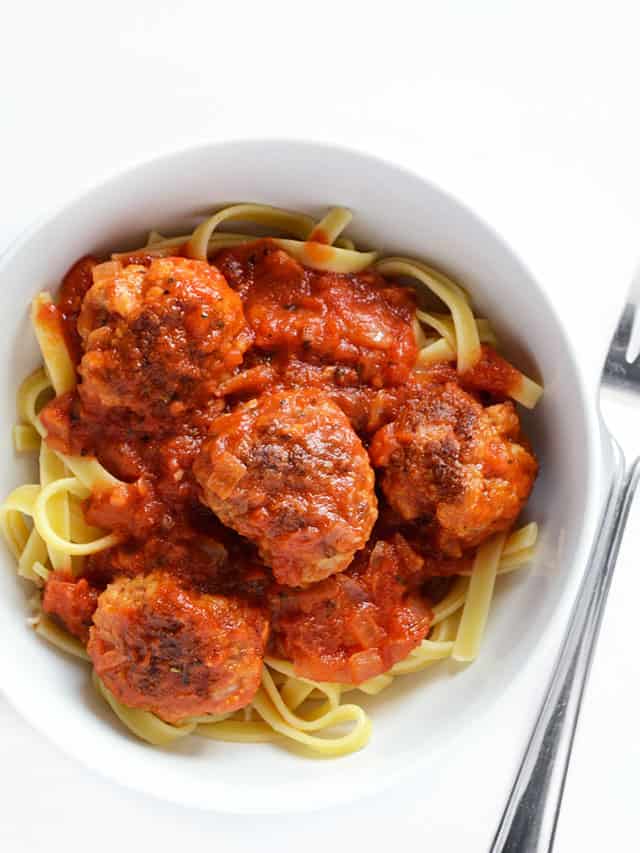 Skillet Meatballs And Marinara