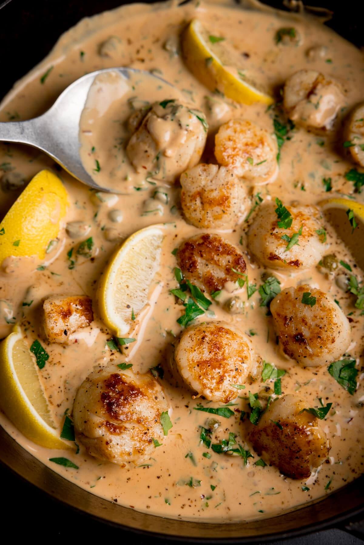 Creamy Garlic Scallops