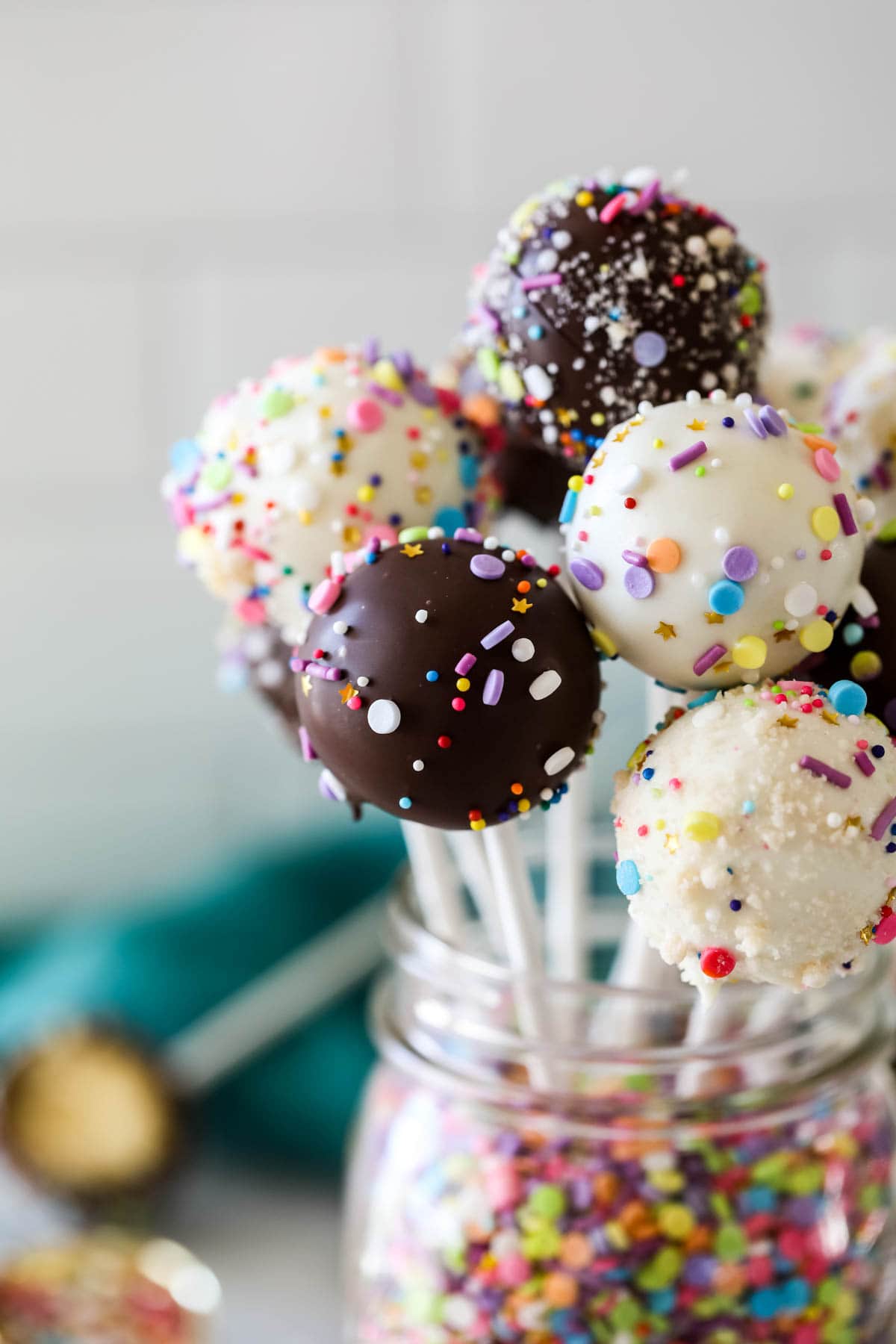 Cute Cake Pops