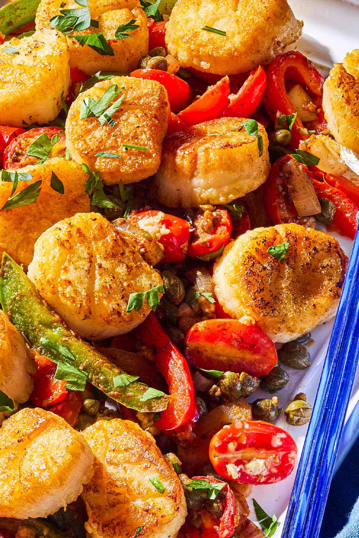 Easy Mediterranean Sautéed Scallops