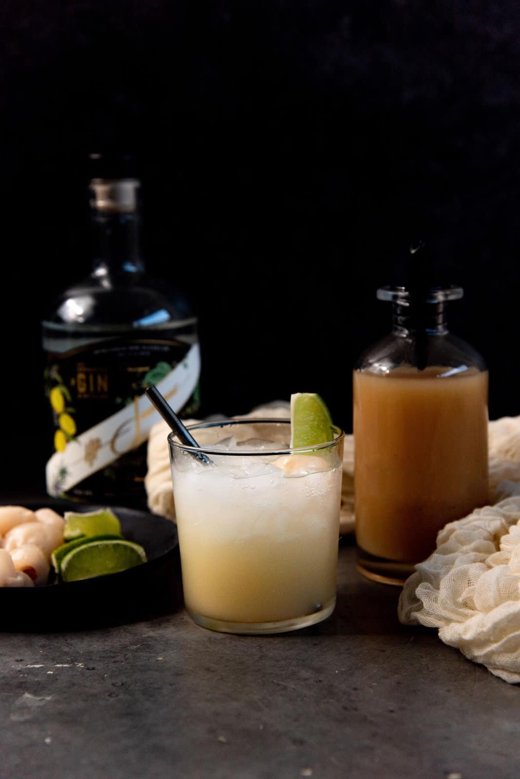 Lychee Mocktail (With Nonalcoholic Gin)