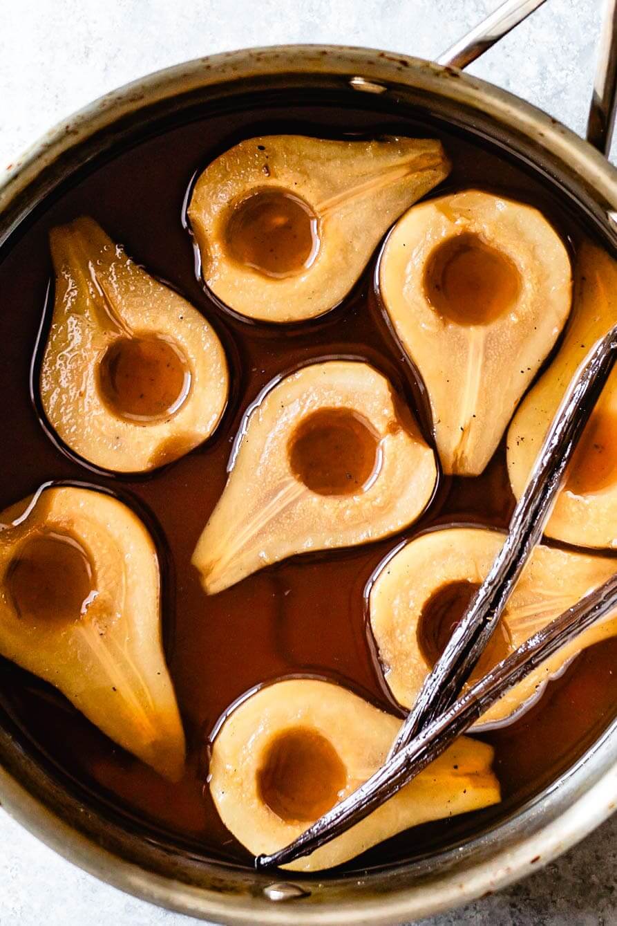 30-Minute Poached Pears (With Wine Or Tea)