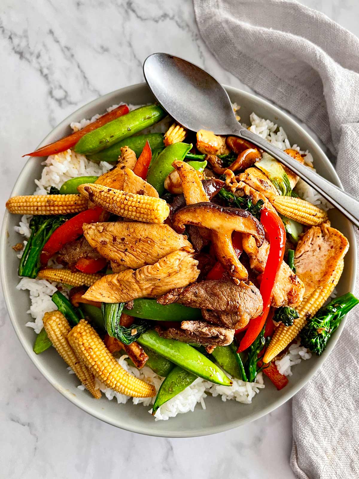 Delicious Chicken and Beef Stir Fry Recipe