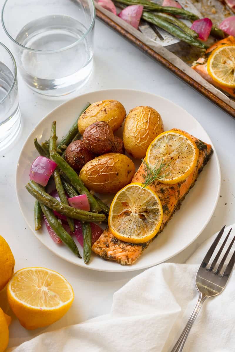 Easy Sheet Pan Salmon With Green Beans and Potatoes