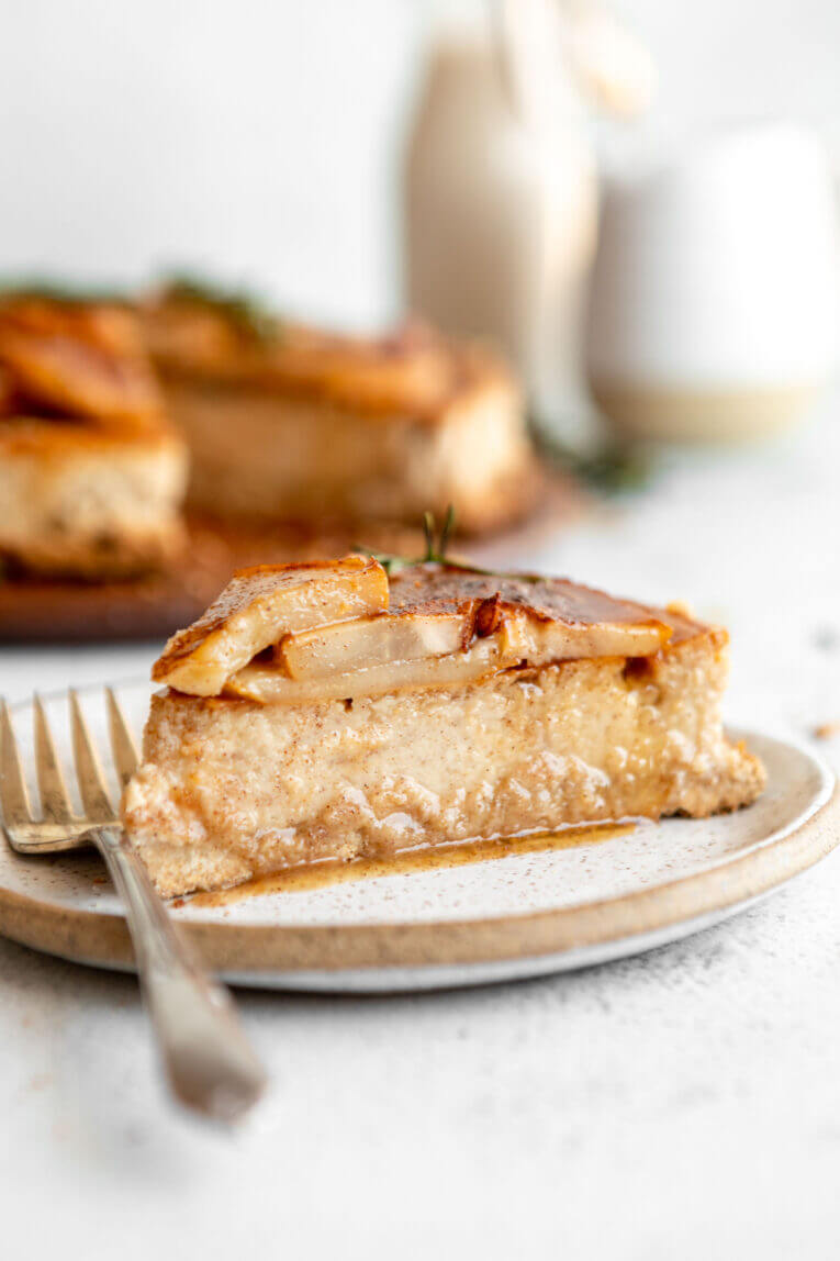 Honey Pear Ginger Cheesecake