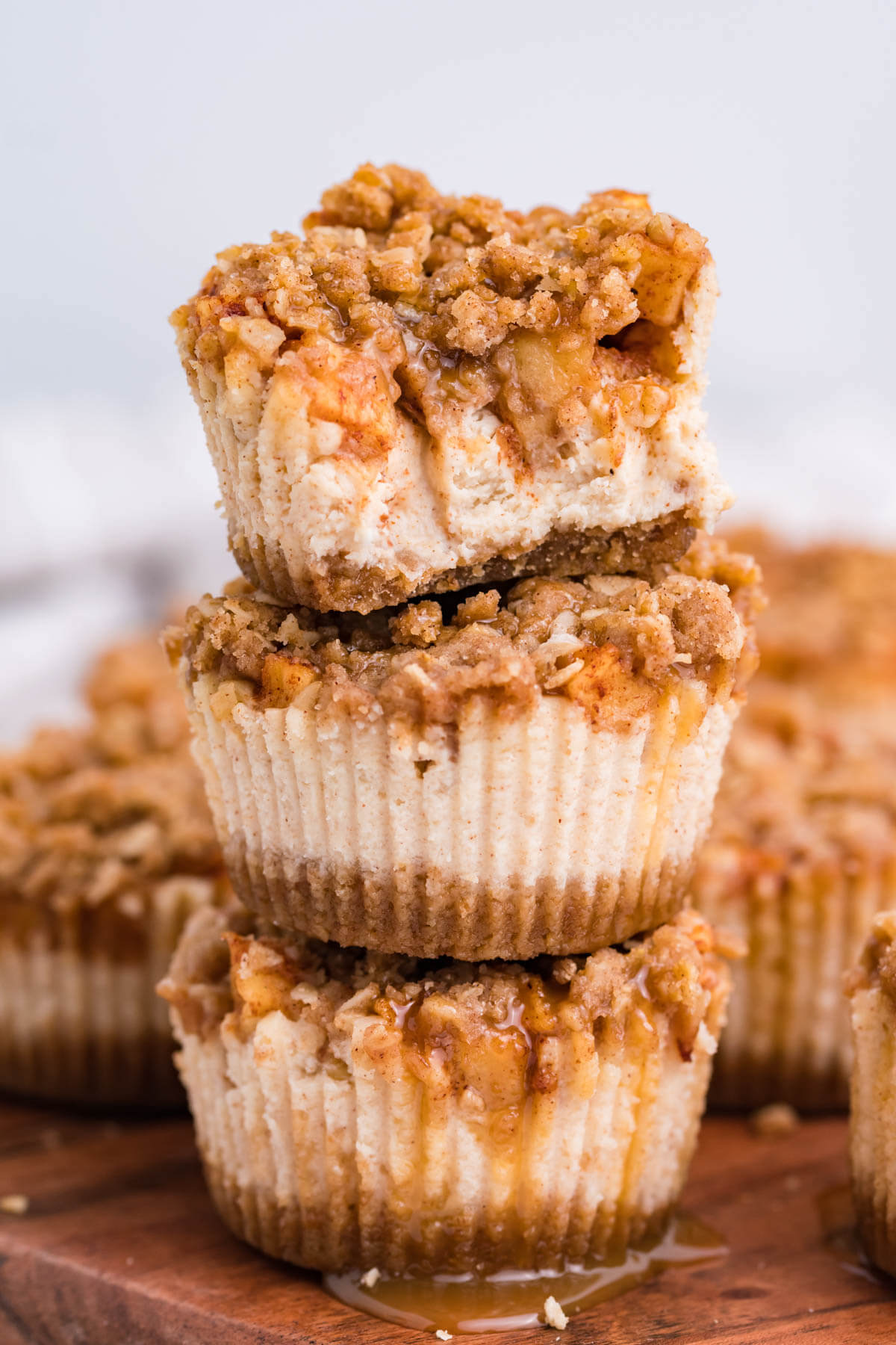 Mini Apple Crisp Cheesecakes (Easy Fall Dessert Recipe)