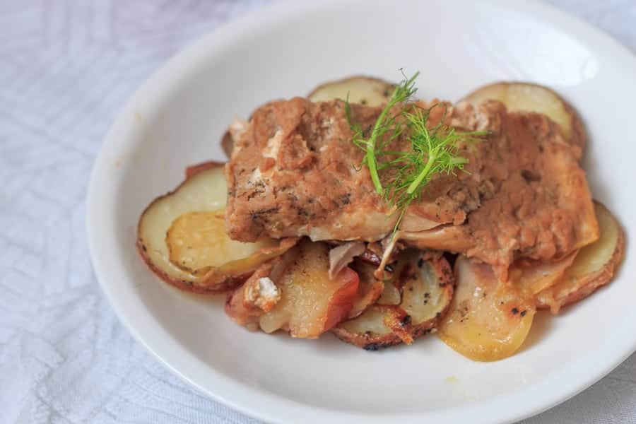 Oven-Baked Salmon With Apples and Potatoes