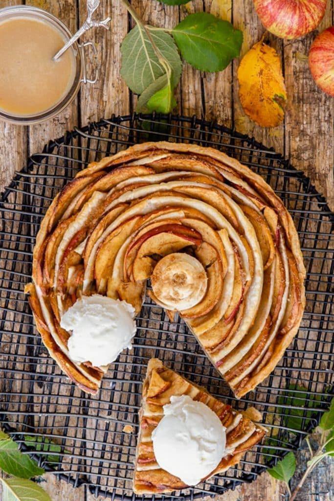 Puff Pastry Apple Pie