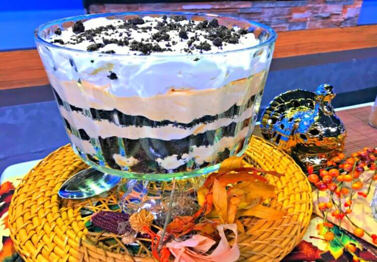 Pumpkin Trifle Dessert With Oreos