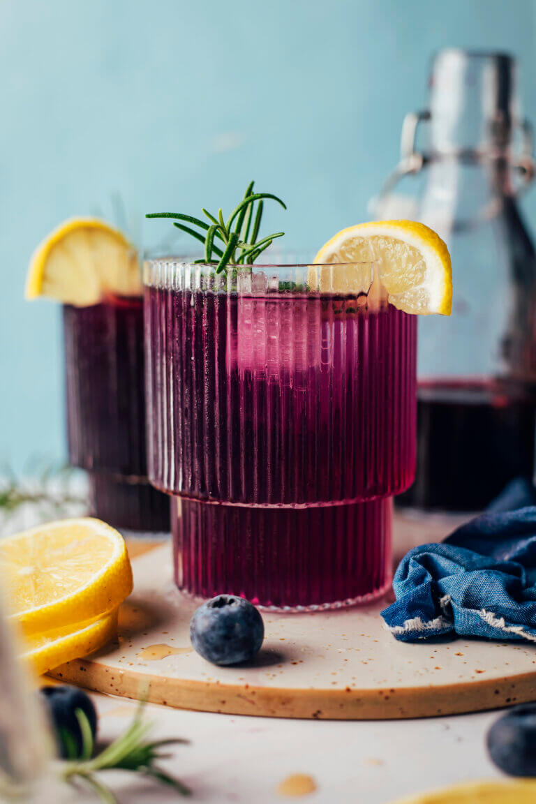 Sparkling Blueberry Ginger Mocktail