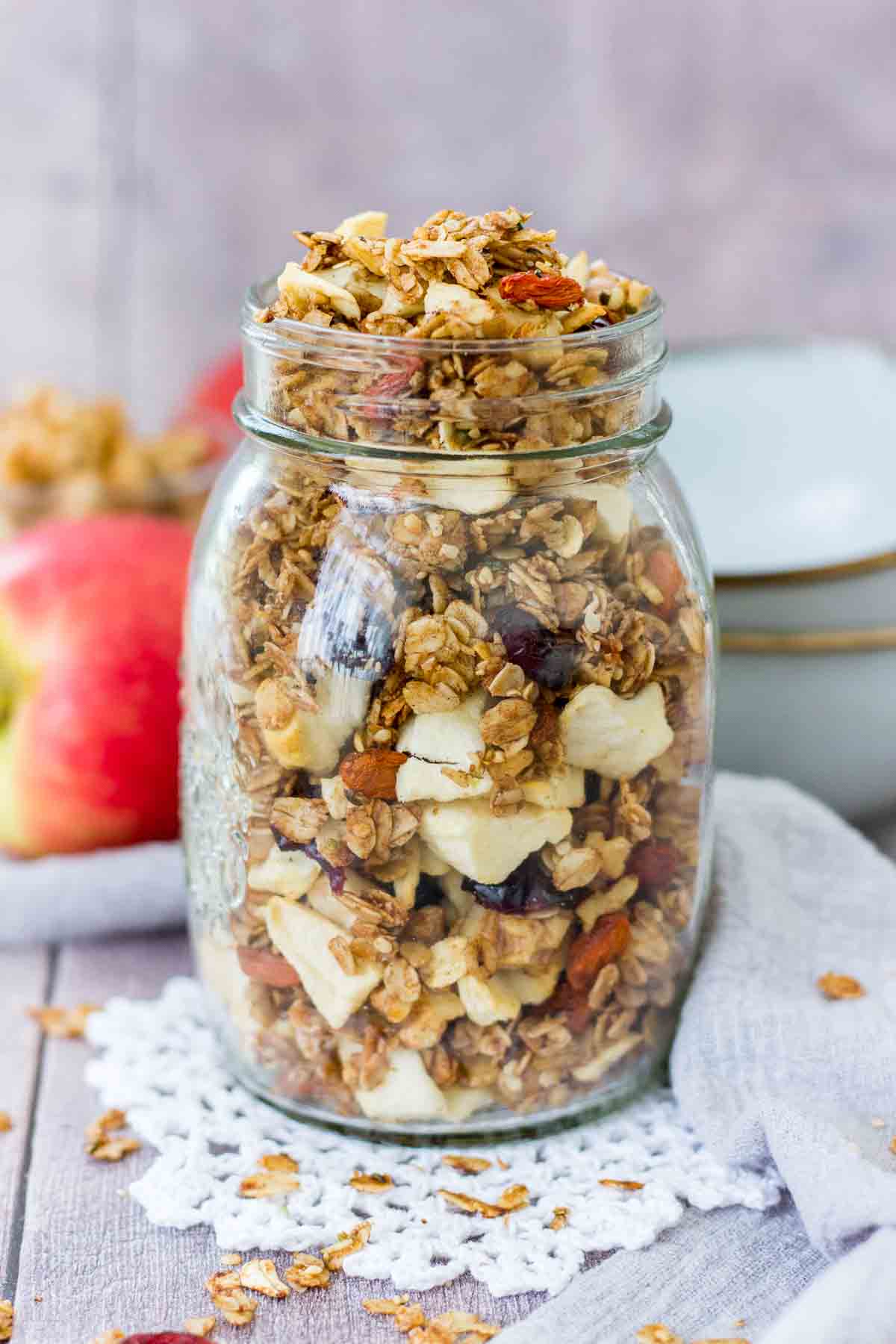 Apple Cinnamon Granola