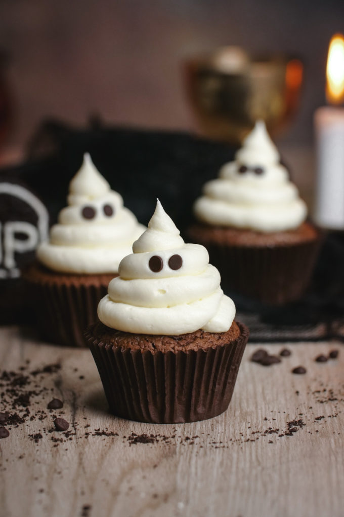 Halloween Cupcakes - Ghost Cupcakes