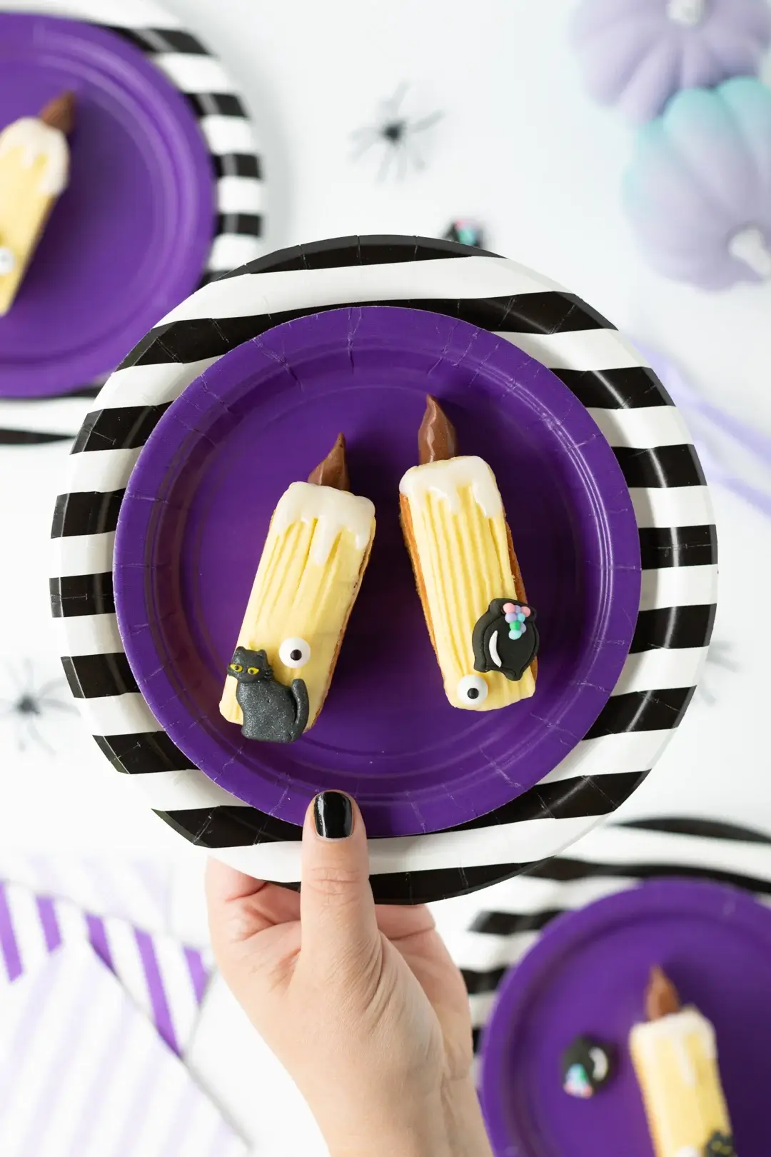 Hocus Pocus Black Flame Candle Cakes