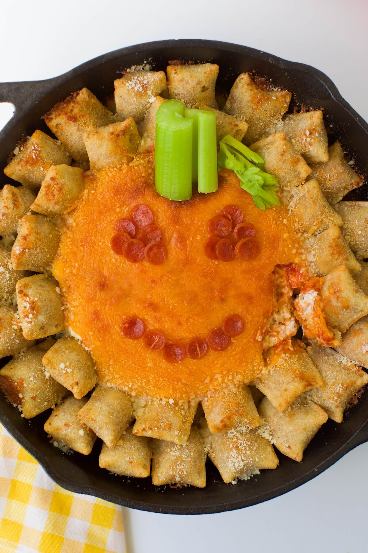 How To Make Jack-O'-Lantern Pizza Dip For a Spooky Good Time