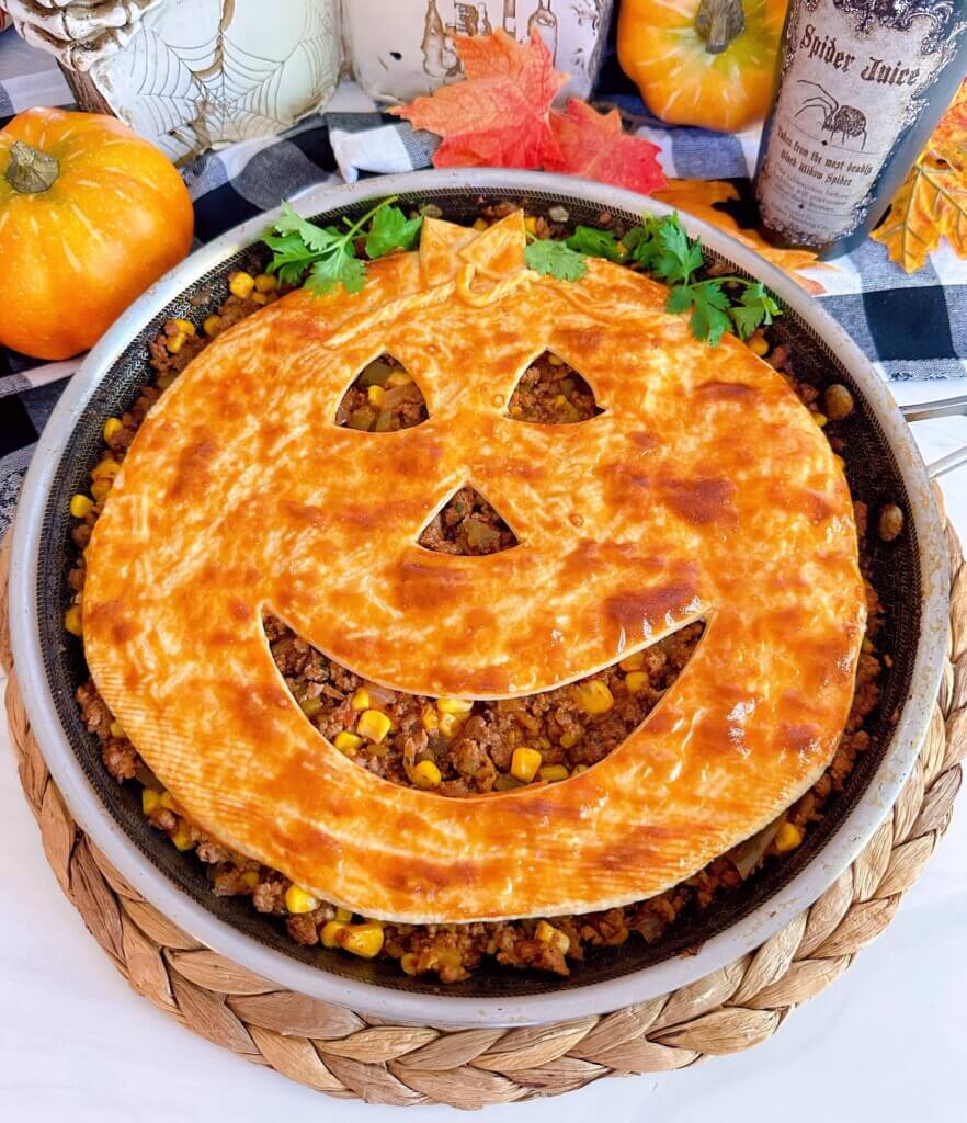Jack-O'-Lantern Sloppy Joe Pie