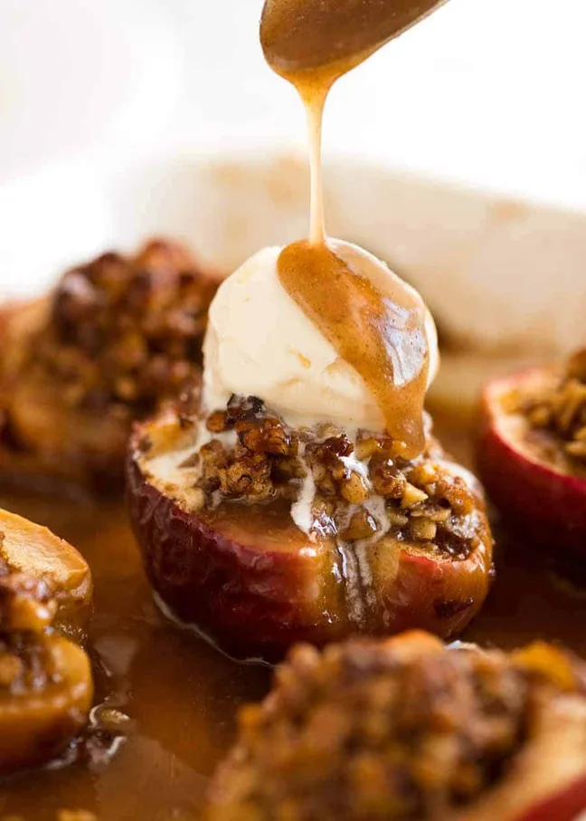 Magic Caramel Self-Saucing Baked Apples