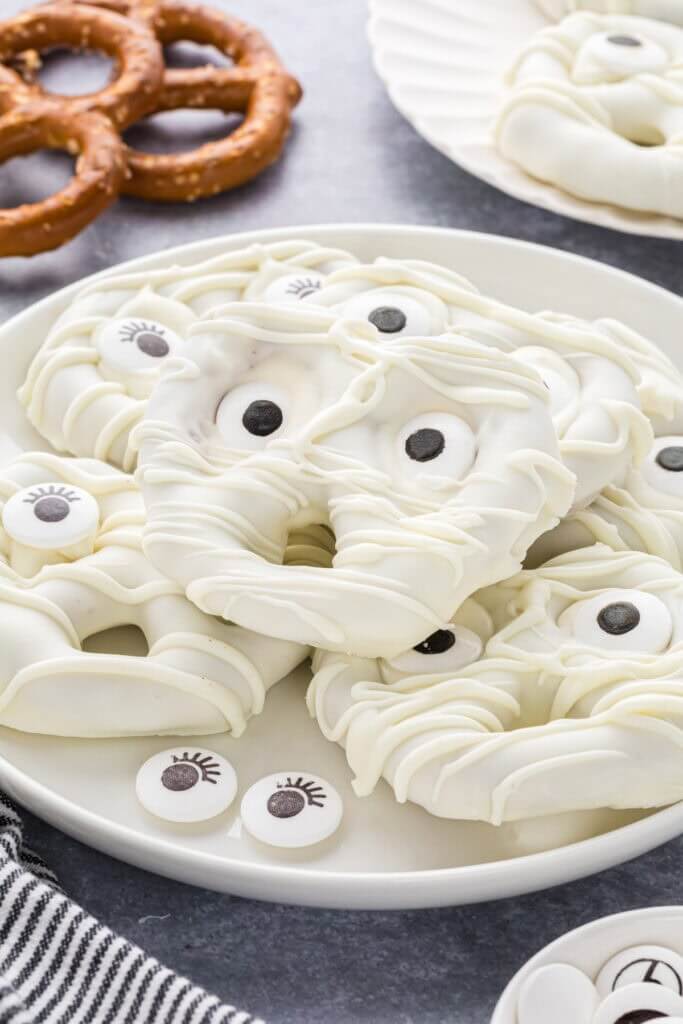 Mummy Pretzels