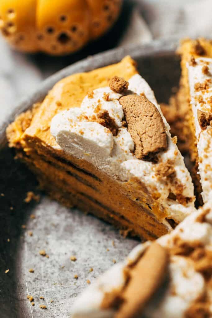 No-Bake Pumpkin Cookie Pie