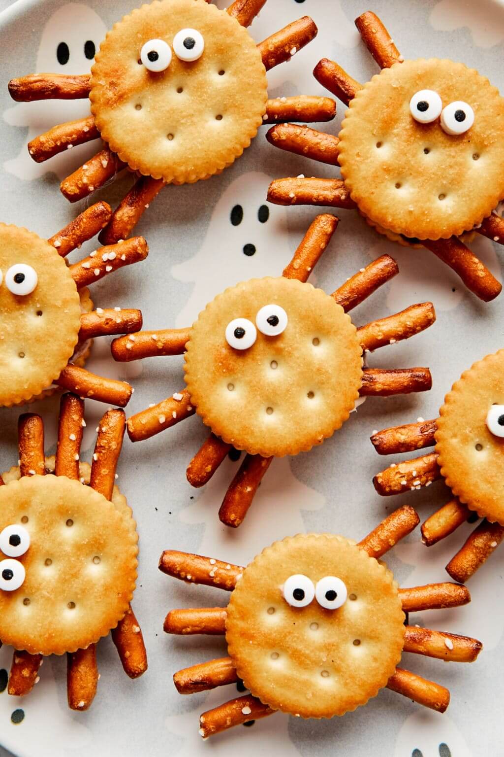 Spider-Themed Ritz Cracker Sandwiches (With Variations!)