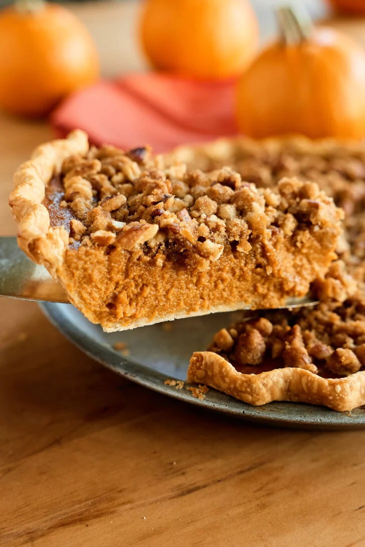 Ultimate Pumpkin Pie With Pecan Streusel Topping