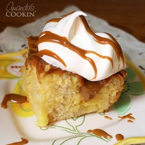 Vanilla Dream Crock Pot Cake
