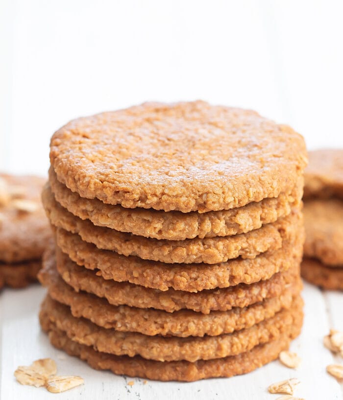 3 Ingredient Crispy Honey Oatmeal Cookies (No Flour, Eggs, Refined Sugar, Butter, Or Oil)