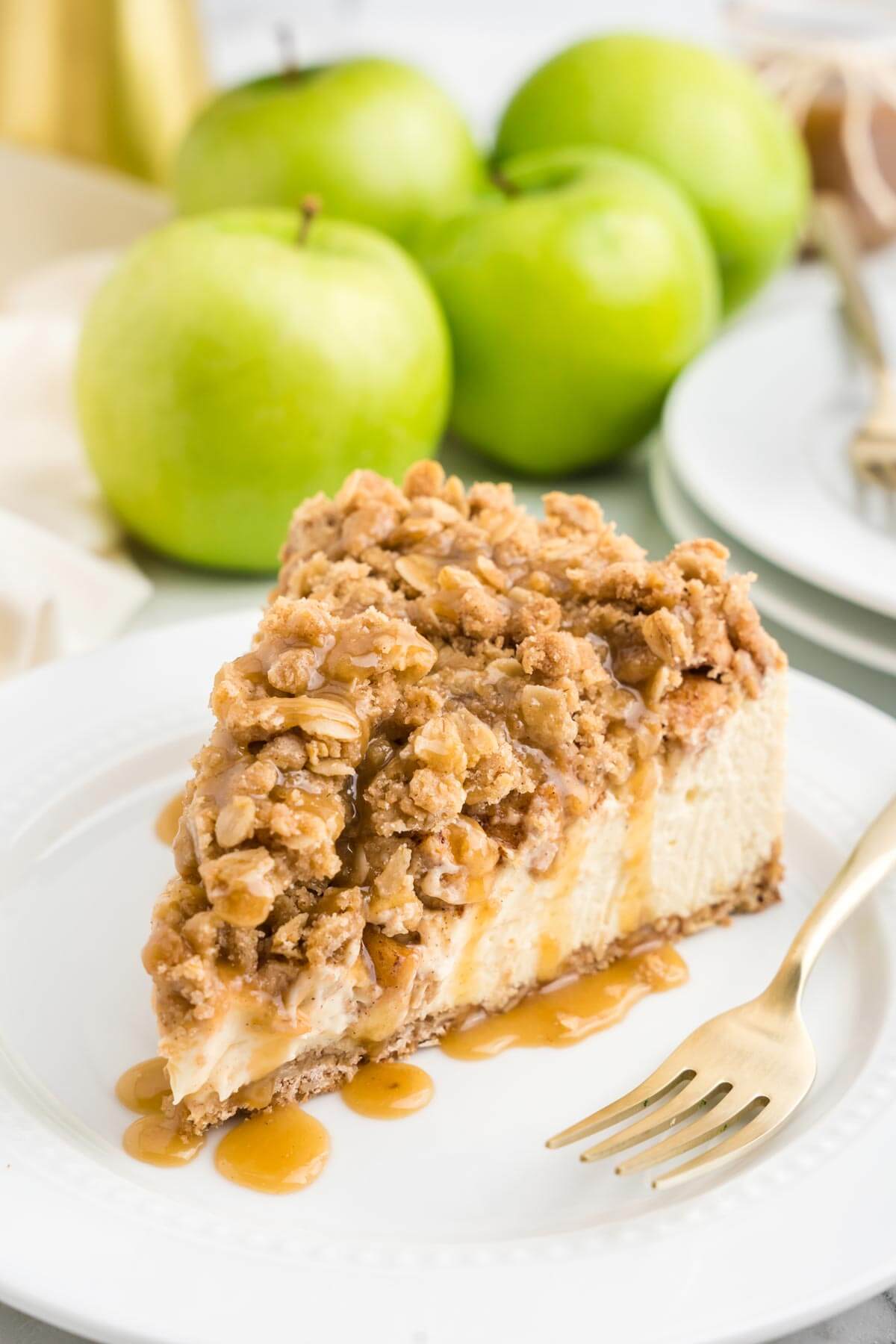 Apple Crumble Cheesecake