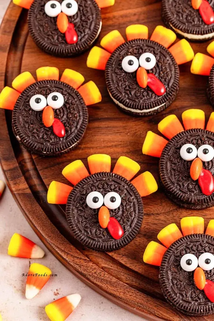 Easy Oreo Turkeys (Fun Thanksgiving Cookies)