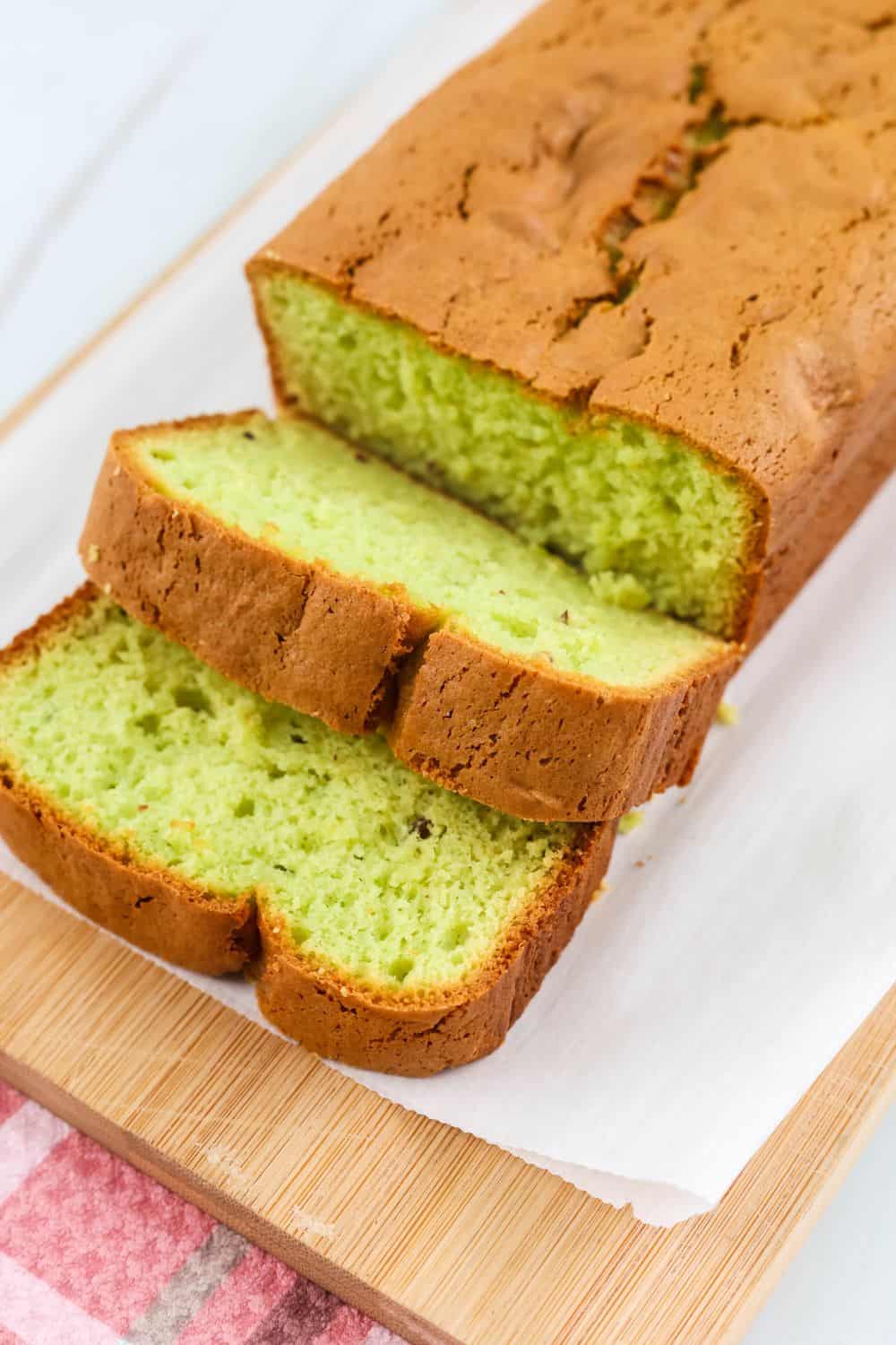 Easy Pistachio Bread - A Tasty Holiday Treat