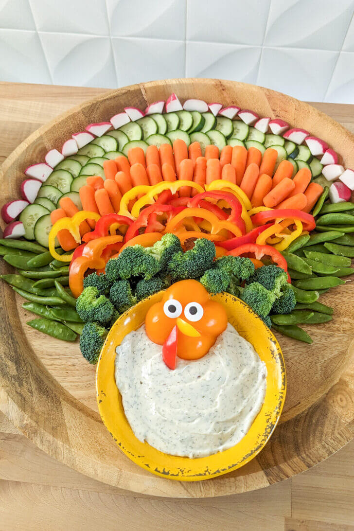 Easy Turkey Veggie Tray For Thanksgiving