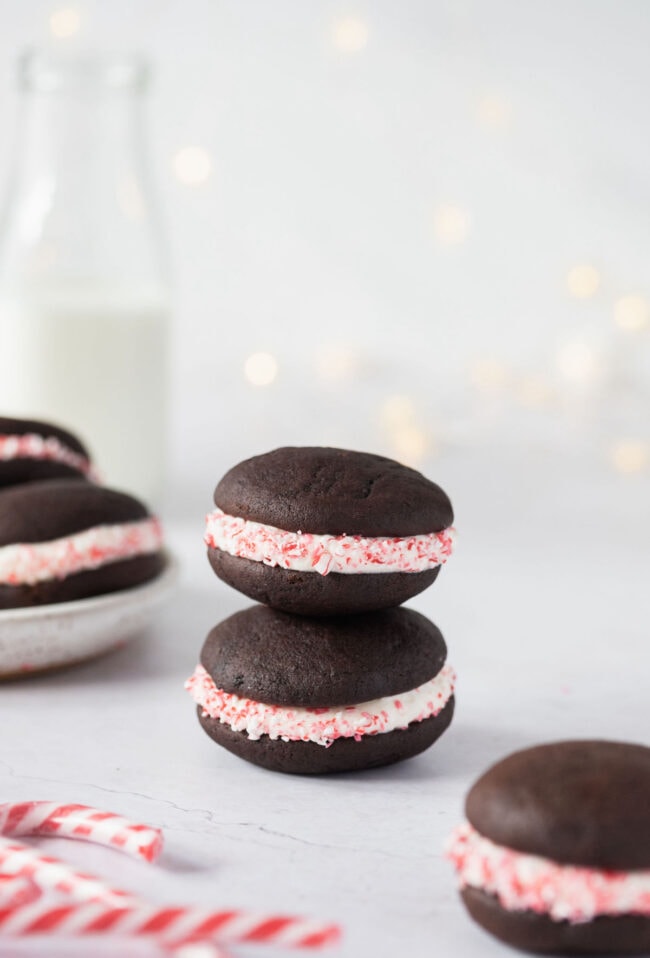 Peppermint Chocolate Whoopie Pies