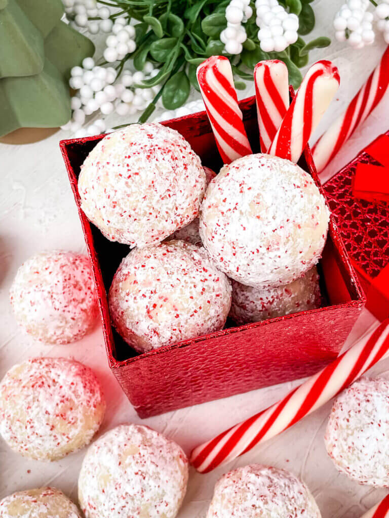 Peppermint Snowball Cookies