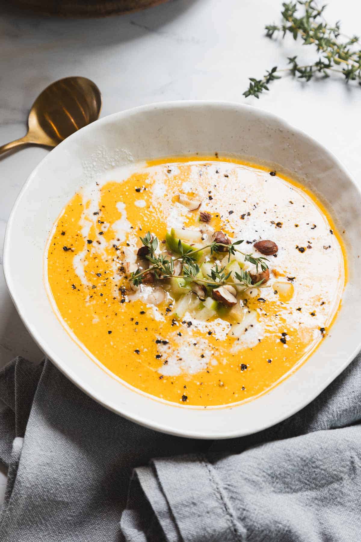 Smooth Butternut Squash Soup With Apple and Coconut Milk