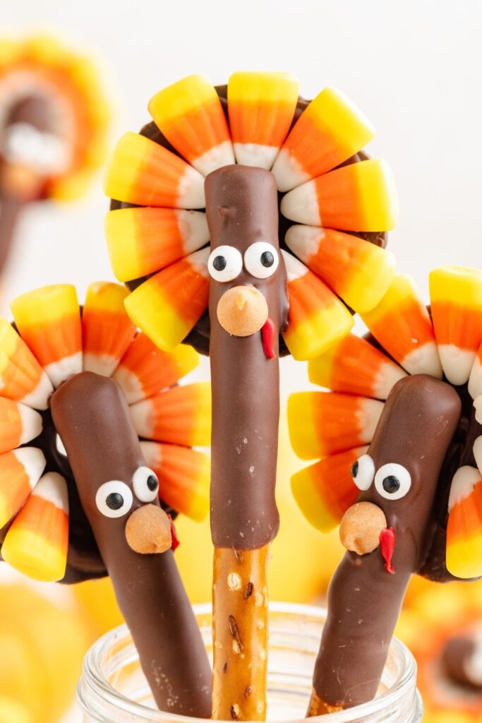 Thanksgiving Turkey Pretzel Rods