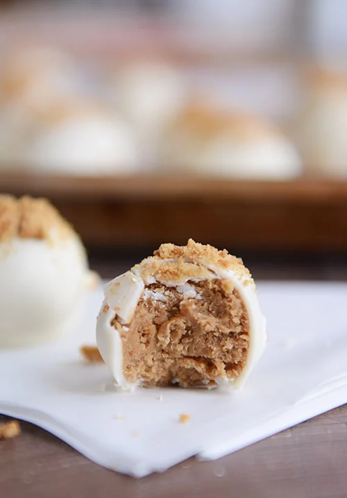 White Chocolate Gingerbread Truffles