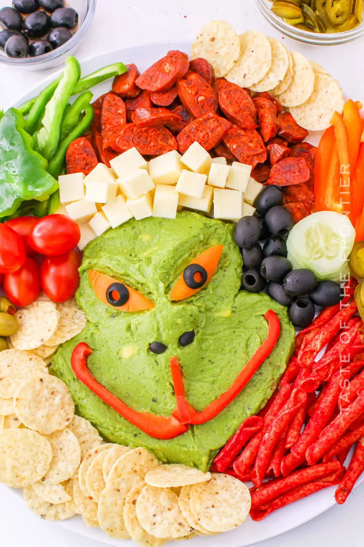 Cute Grinch Charcuterie Board