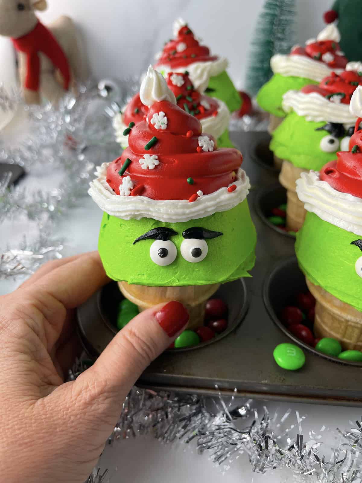 Fun Grinch Cupcakes